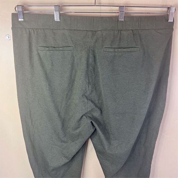 Torrid Women's Size 4x Dark Green High Rise Jogger Pants with‎ Zip Pockets Comfy - Picture 6 of 7